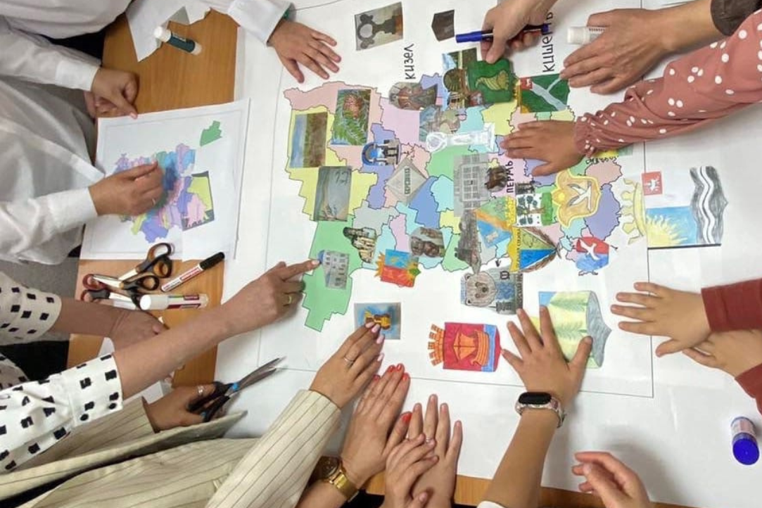 Иллюстрация к новости: Сотрудники Центра геоданных приняли участие в Семейном дне Росреестра